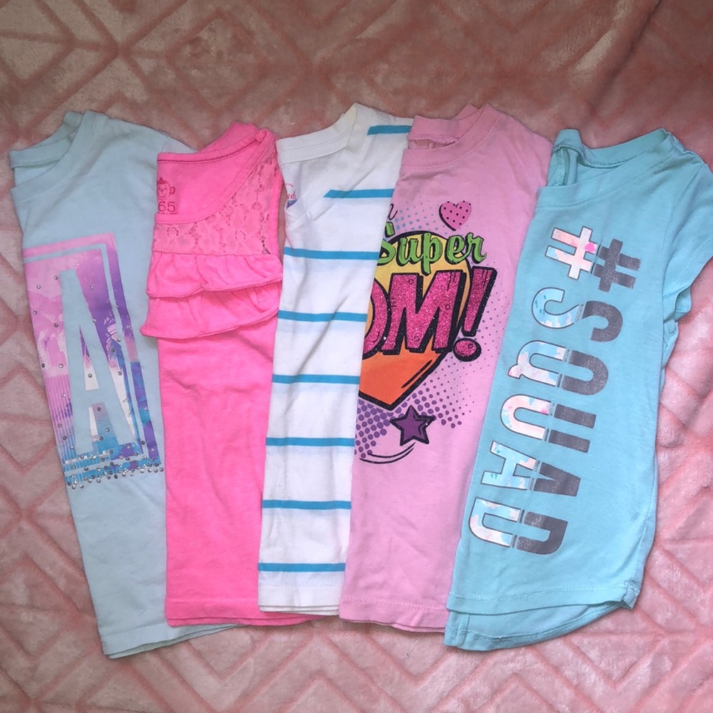 👧 Sz. 5 & 5/6 shirts bundle 💕